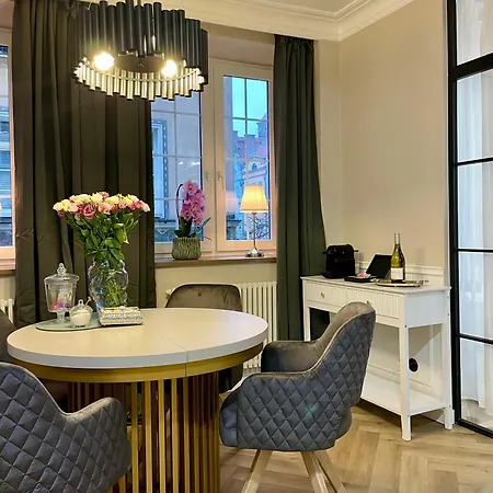 Old Town With A Jacuzzi Διαμέρισμα *