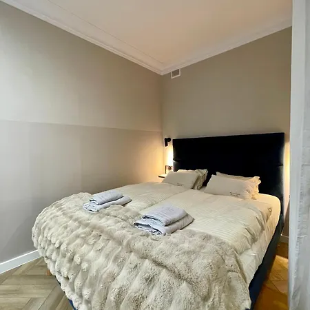 Old Town With A Jacuzzi Appartamento Danzica